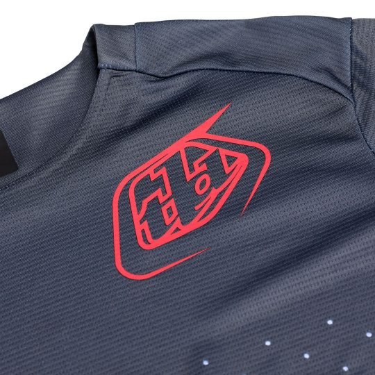 TLD DRES S DLOUHÝM RUKÁVEM SPRINT MONO STEEL BLUE (32393101) TLD DRES S DLOUHÝM RUKÁVEM SPRINT MONO STEEL BLUE (32393101)