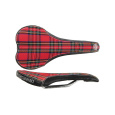 Gusset R series designové sedlo - Tartan