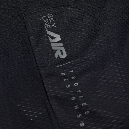 TLD DRES S DLOUHÝM RUKÁVEM SKYLINE AIR MONO BLACK (34593101)