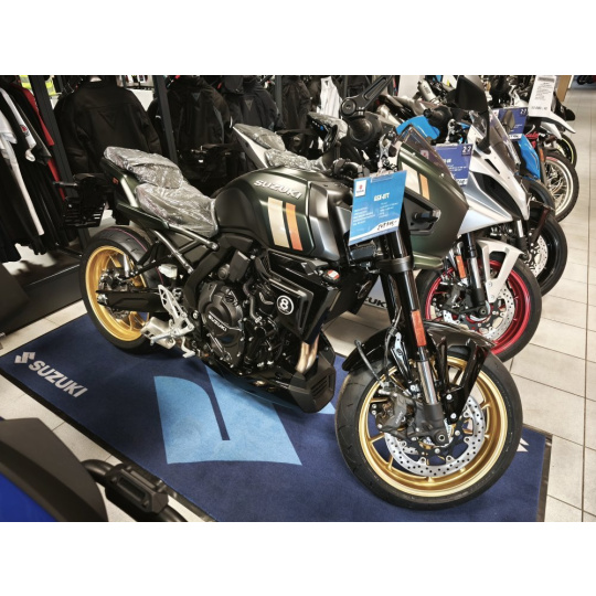 Suzuki GSX8-TT (SKLADEM, NOVINKA 2026) Suzuki GSX8-TT (SKLADEM, NOVINKA 2026)