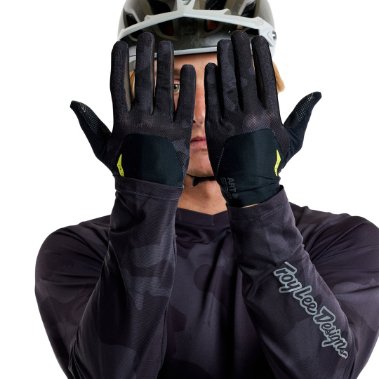 TLD RUKAVICE ACE SCRUBLAND BLACK (42107100)