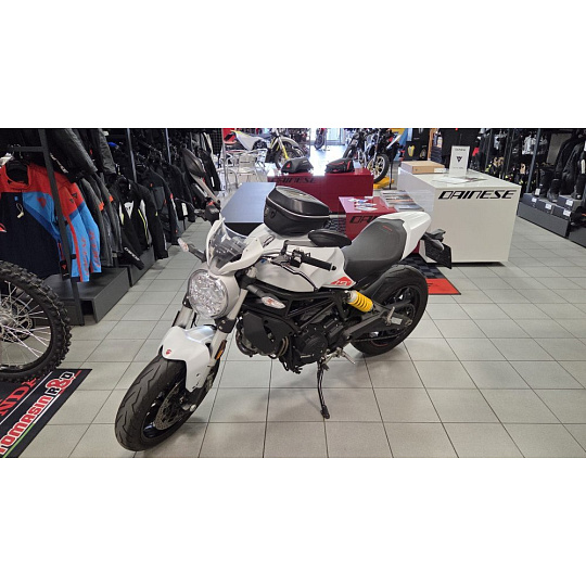 Ducati Monster 797+ Ducati Monster 797+