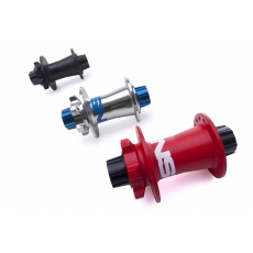 NS Bikes Rotary 20 DISC přední náboj - stříbrný 36 děr NS Bikes Rotary 20 DISC přední náboj - stříbrný 36 děr