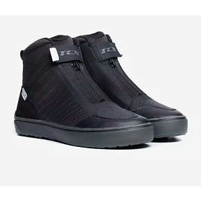 Moto boty TCX IKASU 2 WP černo/bílé Moto boty TCX IKASU 2 WP černo/bílé