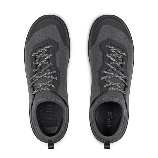 FIZIK TRETRY GRAVITA VERSOR FLAT 2.0 ANTHRACITE - BLACK (GRGFVTR1K1210)