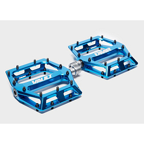 DMR Bikes Vault pedály Super Blue - modré DMR Bikes Vault pedály Super Blue - modré