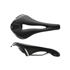 Cyklistické sedlo Selle Italia Max FLITE Gel Superflow L3 146x290 Black Cyklistické sedlo Selle Italia Max FLITE Gel Superflow L3 146x290 Black