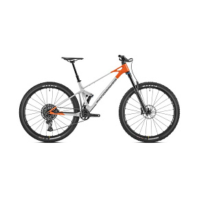 MONDRAKER MONDRAKER Raze Carbon R, racing silver/orange, 2025 MONDRAKER MONDRAKER Raze Carbon R, racing silver/orange, 2025