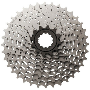 8-kazeta SHIMANO CS-HG300 Essa 11-45 zubů, stříbrná/černá, v krabičce 8-kazeta SHIMANO CS-HG300 Essa 11-45 zubů, stříbrná/černá, v krabičce